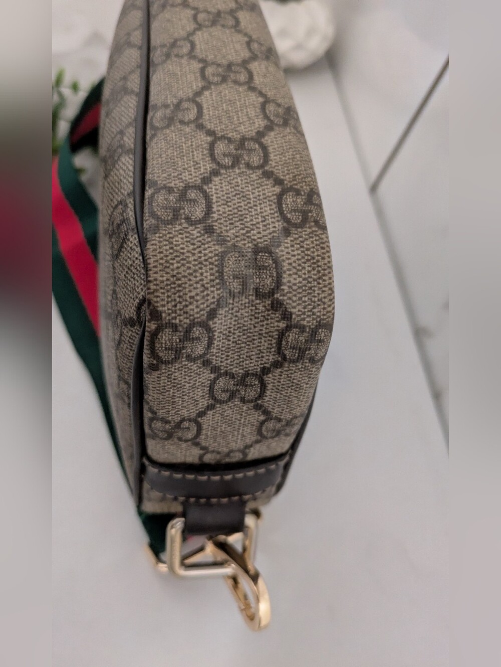 Gucci Crossbody Bag - Picture 11 of 11